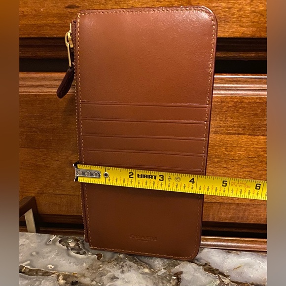 Coach Retail Phone Wallet - Signature - NWOT - Picture 8 of 8